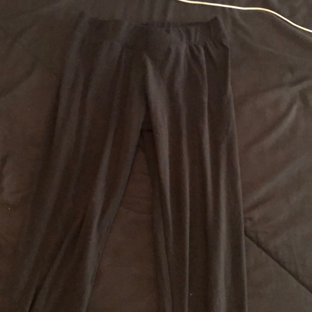 plain black leggings
